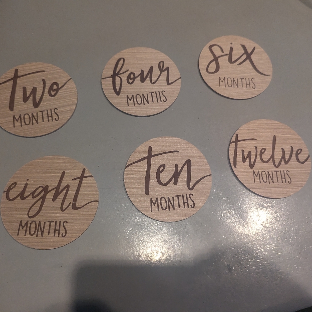 Wooden Monthly Milestones one to twelve Months - Picture 2 of 4